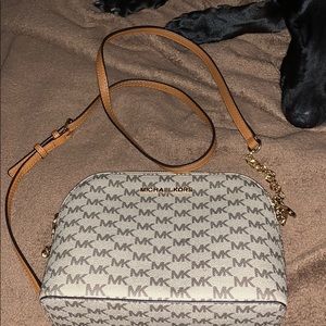 Michael Kors crossbody purse